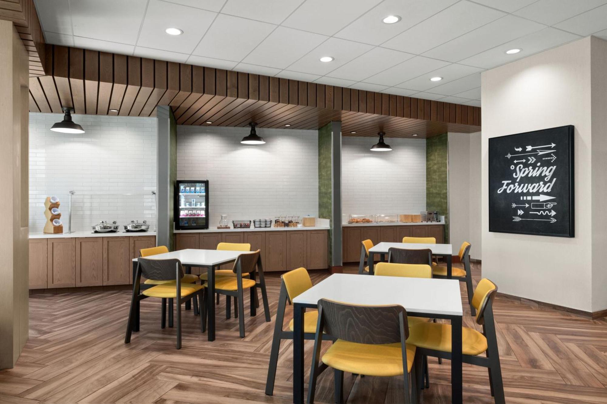 Fairfield By Marriott Inn & Suites Victorville Exterior photo